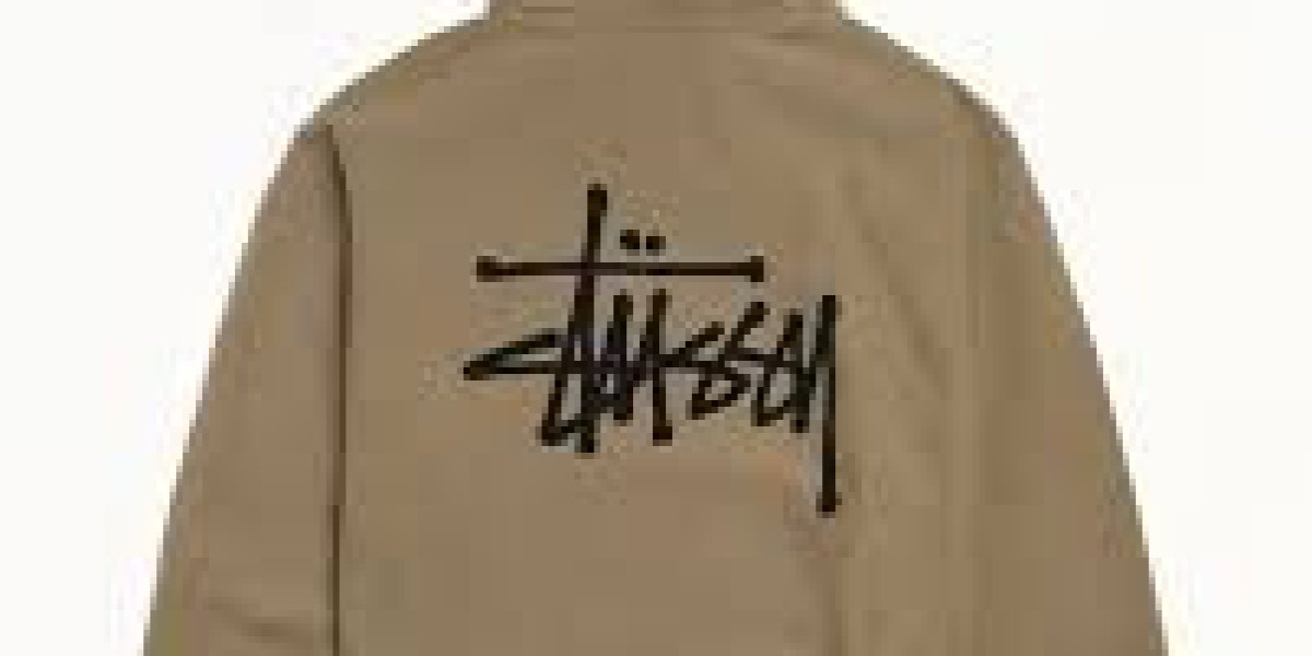 Stussy Canada: Why the iconic Brand Has a Loyal Following Across the Country