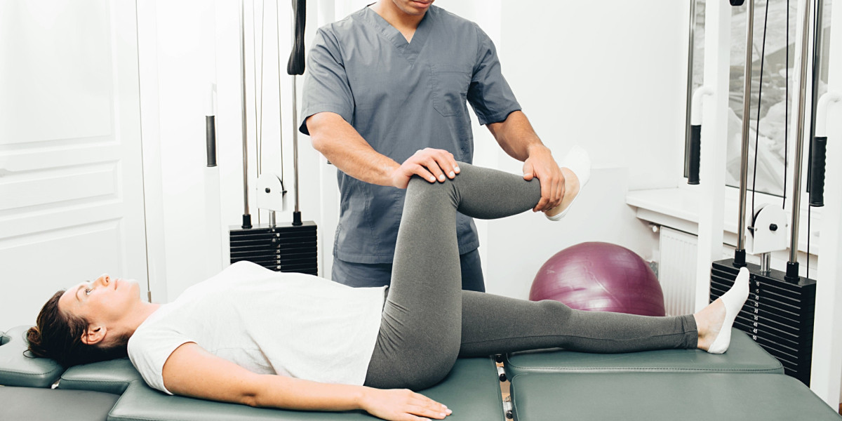 What happens during a pelvic floor physiotherapy assessment