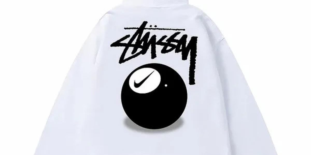 Stussy 8 Ball Hoodie – Iconic Streetwear Style